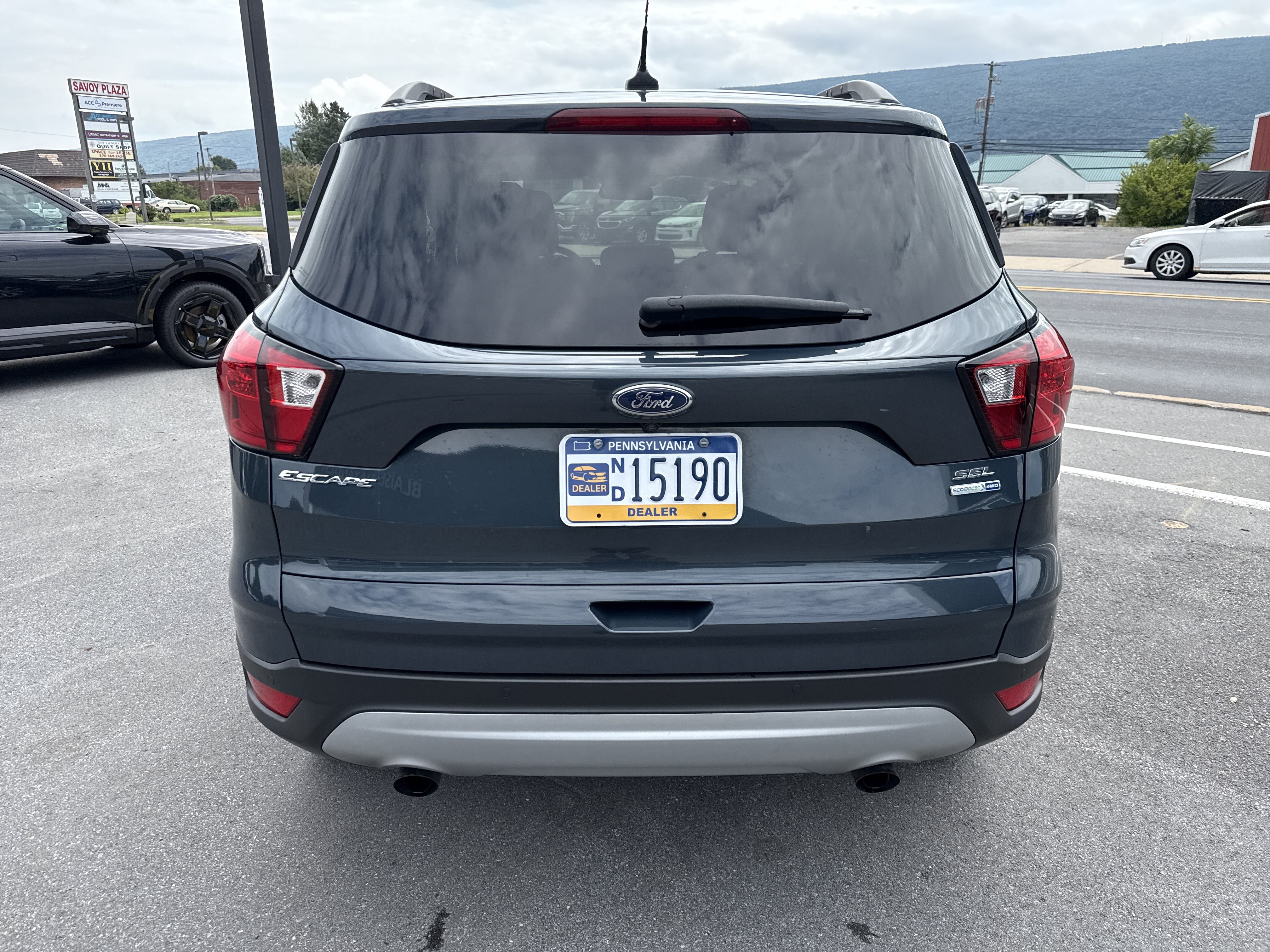 Used 2019 Ford Escape SEL AWD/4WD image 4