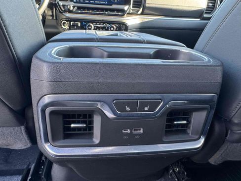 Used 2022 Chevrolet Silverado 1500 LTZ AWD/4WD image 14