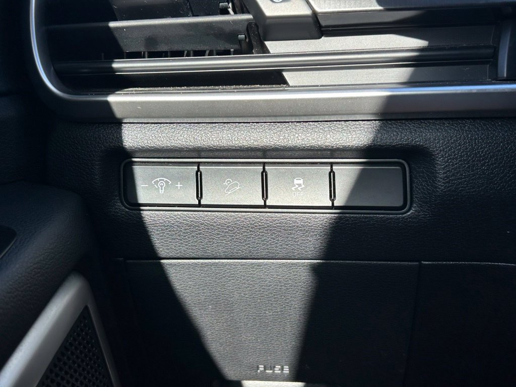Used 2023 Kia Telluride LX FWD image 30