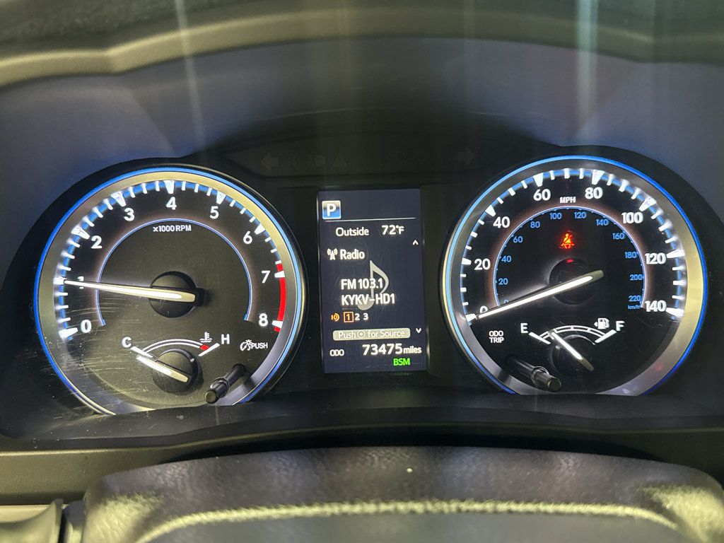 Used 2017 Toyota Highlander SE FWD image 35