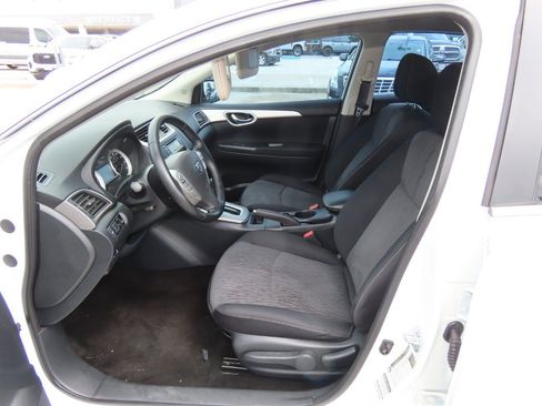 Used 2015 Nissan Sentra SV FWD image 25