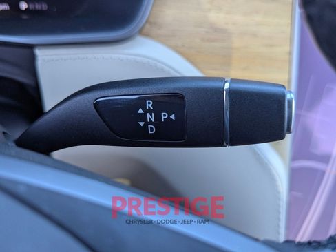 Used 2020 Tesla Model S Long Range AWD/4WD image 21
