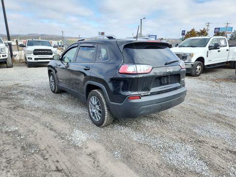 Used 2020 Jeep Cherokee Latitude image 3