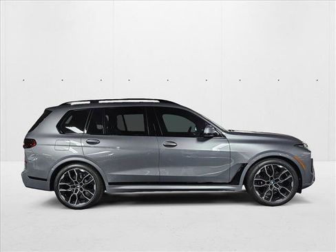 New 2026 BMW X7 xDrive40i w/ M Sport Package image 4