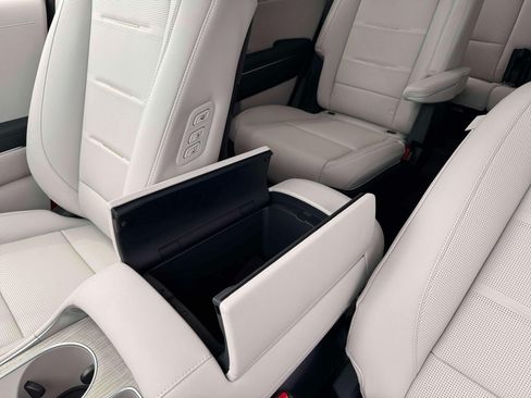 New 2026 Hyundai Palisade Calligraphy AWD/4WD image 19