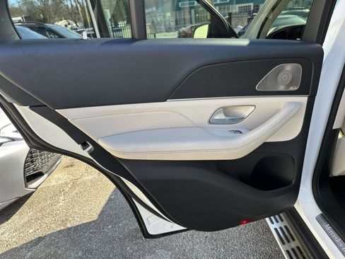 Used 2022 Mercedes-Benz GLE 350 4MATIC image 16