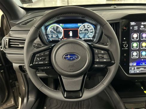 Certified 2025 Subaru Forester Premium image 18