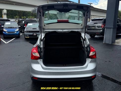 Used 2014 Ford Focus SE FWD image 28