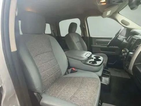 Used 2018 RAM 1500 Big Horn image 34