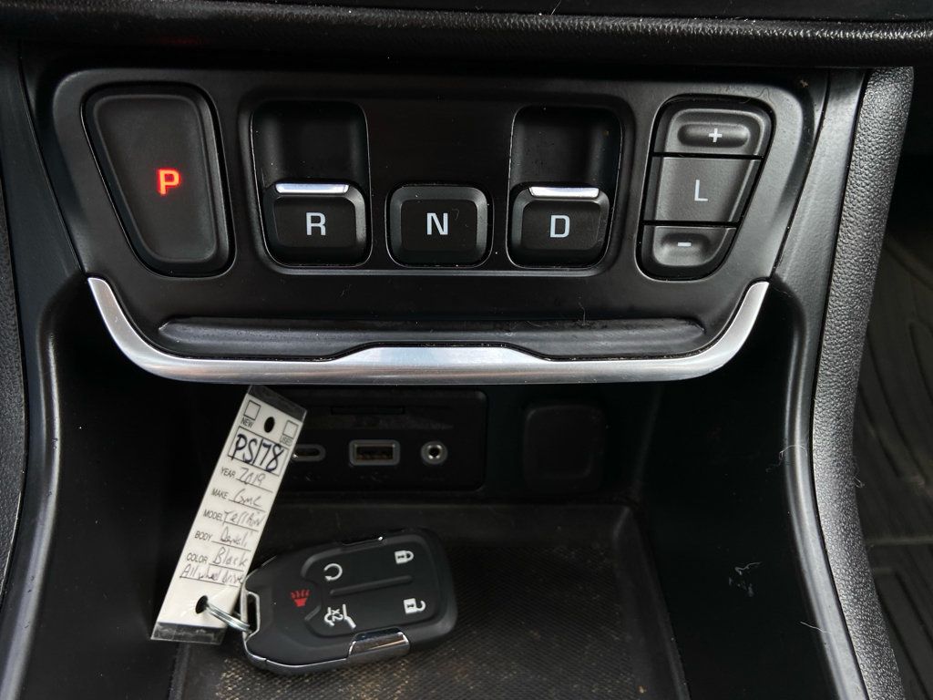 Used 2019 GMC Terrain Denali w/ Comfort Package AWD/4WD image 28