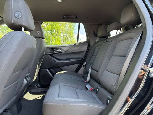 Used 2025 Chevrolet Equinox LT AWD/4WD image 27