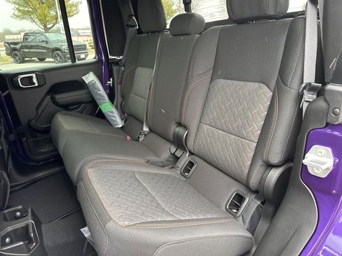 New 2026 Jeep Gladiator Mojave image 42