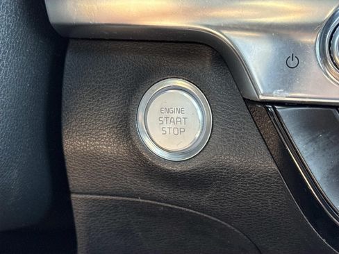Used 2022 Kia Telluride S AWD/4WD image 18