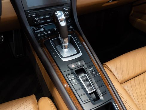 Used 2017 Porsche 911 Turbo image 8