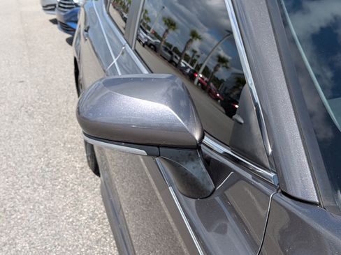 Used 2020 Toyota Camry SE w/ Convenience Package image 12