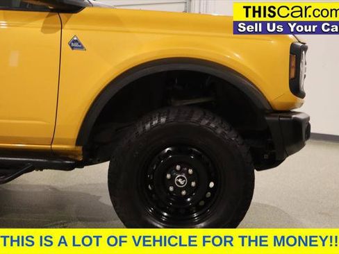 Used 2022 Ford Bronco Black Diamond AWD/4WD image 11