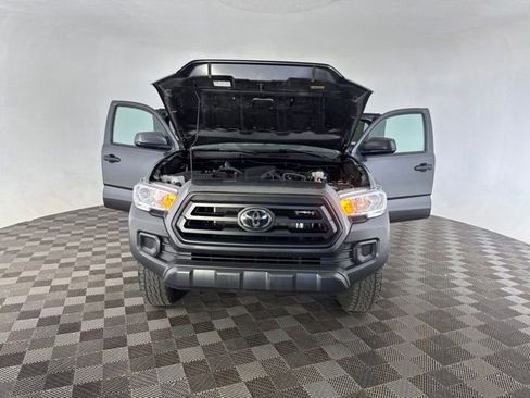 Used 2022 Toyota Tacoma SR RWD image 11