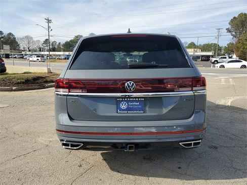 Certified 2025 Volkswagen Atlas SEL Premium R-Line image 5