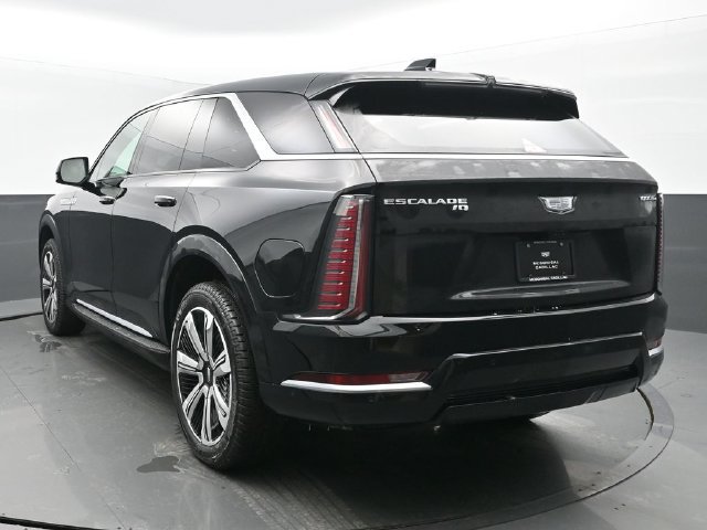 New 2025 Cadillac Escalade IQ Luxury 2 AWD/4WD image 4