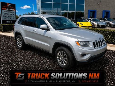 Used 2016 Jeep Grand Cherokee Laredo w/ Quick Order Package 23E RWD image 1