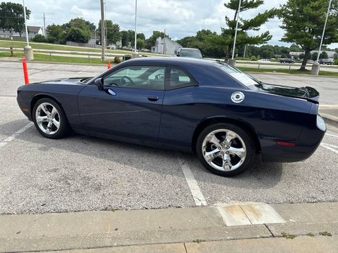 Used 2013 Dodge Challenger SXT w/ Super Sport Group RWD image 20