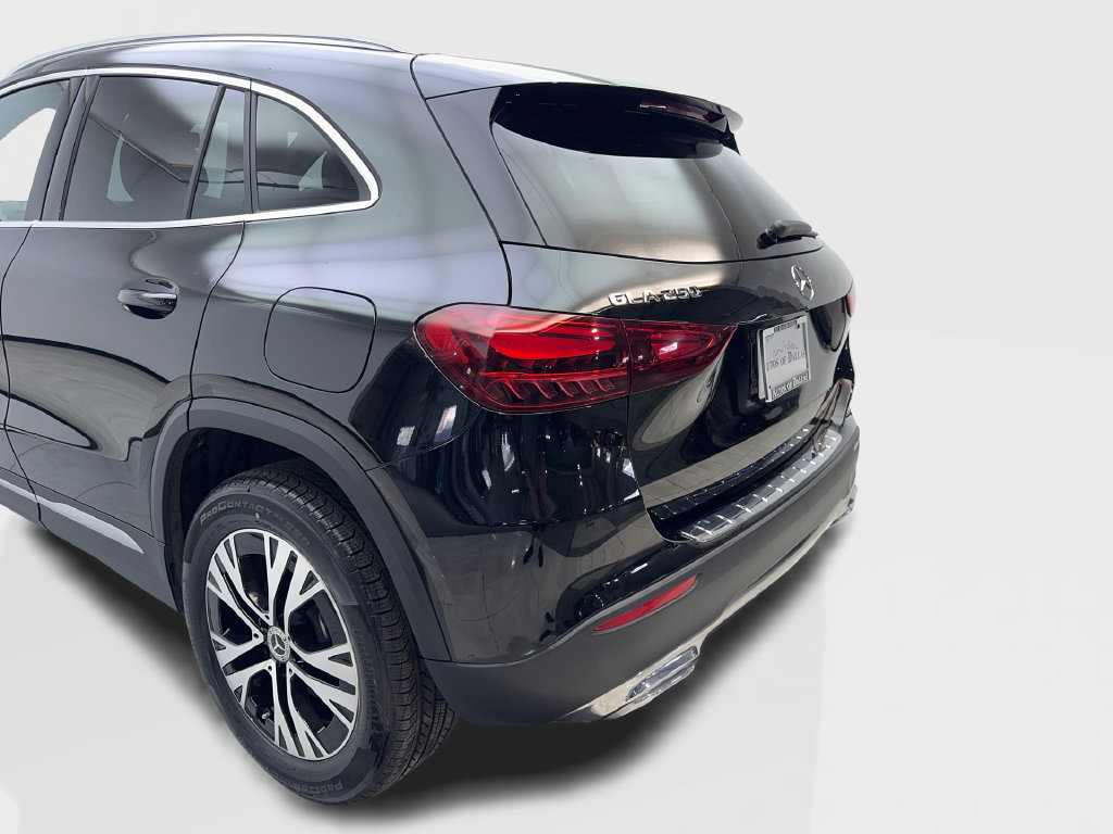Used 2025 Mercedes-Benz GLA 250 image 21