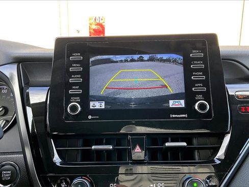 Used 2023 Toyota Camry SE w/ Convenience Package image 13