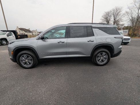 New 2026 Chevrolet Traverse LT w/ Driver Confidence Package image 5