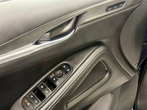 Used 2023 INFINITI QX60 Luxe image 17