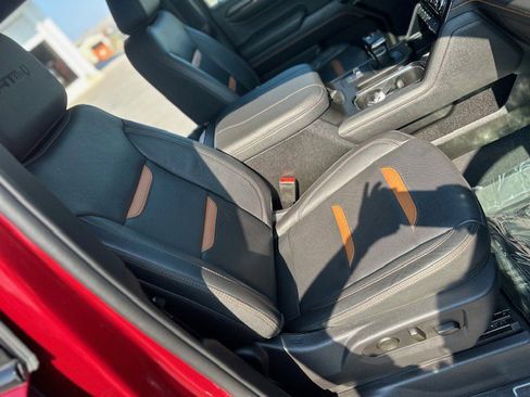 Used 2024 GMC Sierra 1500 AT4 w/ Technology Package image 20