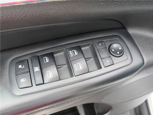 Used 2020 Jeep Grand Cherokee Limited image 30