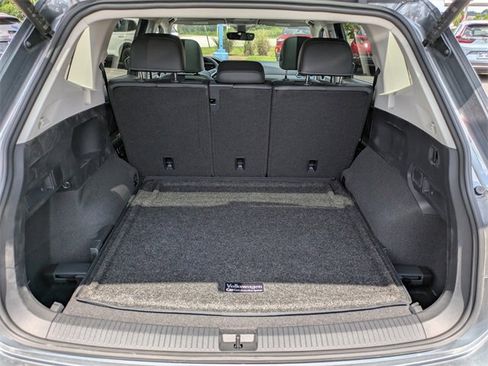 Certified 2024 Volkswagen Tiguan SE image 69