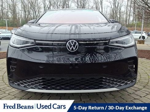 Certified 2023 Volkswagen ID.4 Pro S Plus AWD/4WD image 2