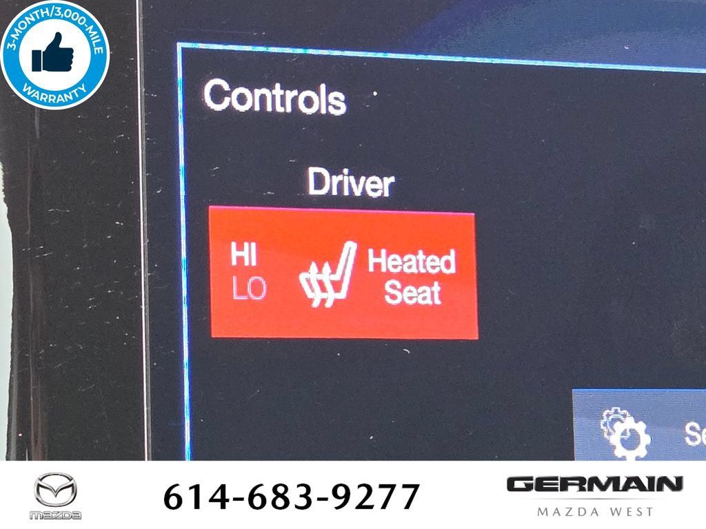 Used 2017 Chrysler Pacifica Touring-L FWD image 29