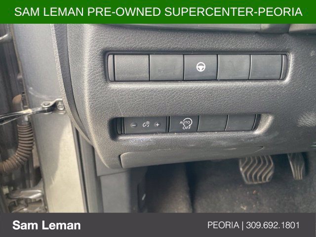 Used 2023 Nissan Rogue SV AWD/4WD image 12