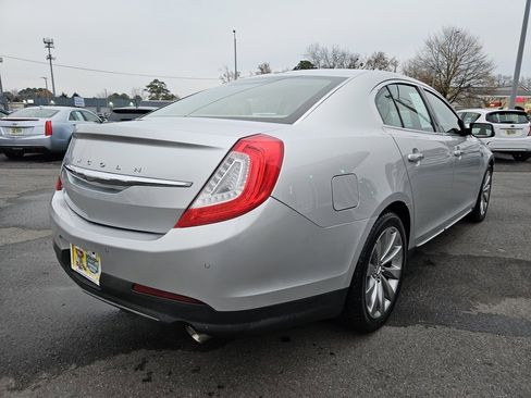 Used 2016 Lincoln MKS Base w/ Equipment Group 101A image 5