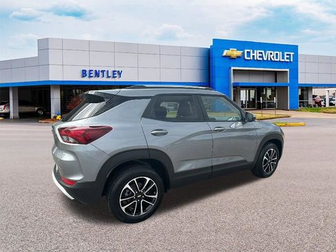 New 2026 Chevrolet TrailBlazer LT FWD image 6