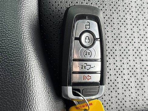 Used 2025 Ford F150 Lariat w/ Equipment Group 501A Mid image 42