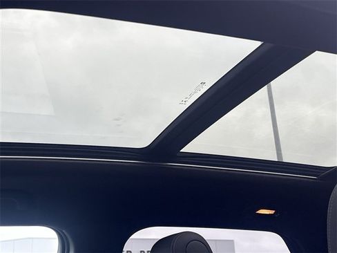 Certified 2023 Chevrolet TrailBlazer ACTIV w/ Sun and Liftgate Package image 18