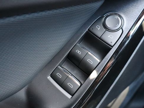 New 2027 Chevrolet Equinox RS FWD image 18