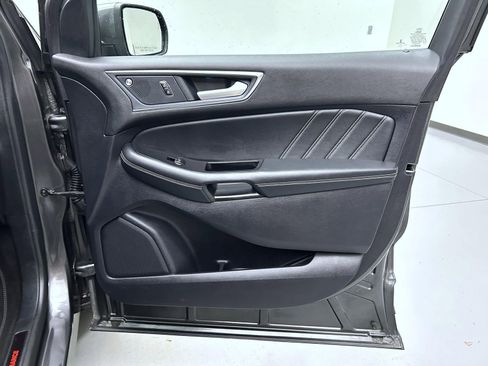 Used 2019 Ford Edge ST w/ Equipment Group 401A AWD/4WD image 16