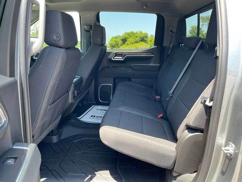 New 2026 Chevrolet Silverado 1500 RST w/ Redline Edition AWD/4WD image 37