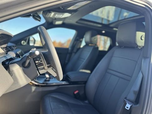 Used 2026 Land Rover Range Rover Evoque S image 10