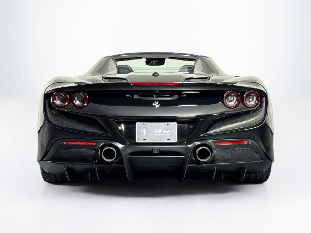Certified 2023 Ferrari F8 Tributo RWD image 8