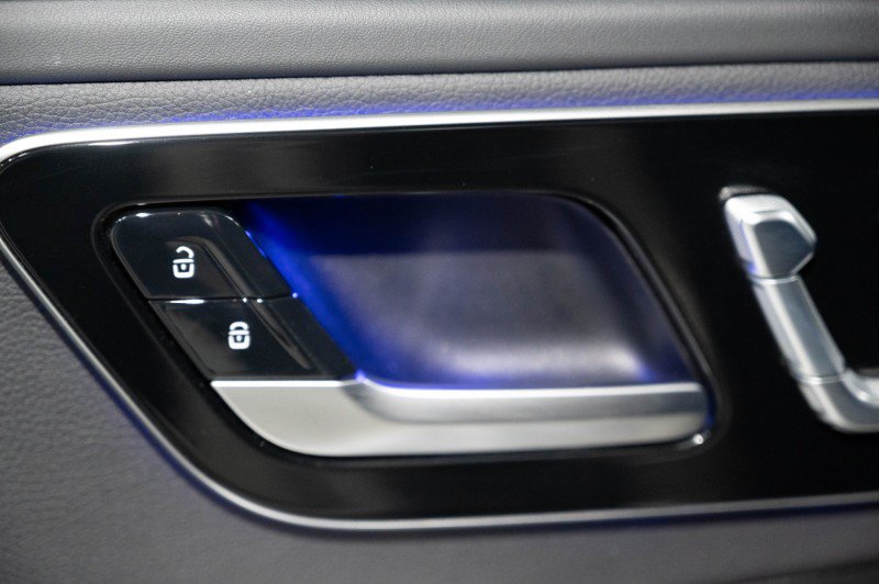 Certified 2023 Mercedes-Benz C 300 Sedan image 20