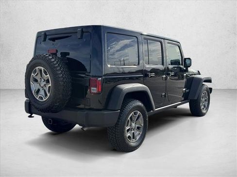 Used 2015 Jeep Wrangler Unlimited Rubicon w/ Connectivity Group image 4