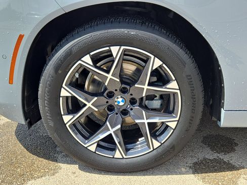 Used 2025 BMW X3 xDrive30i AWD/4WD image 11
