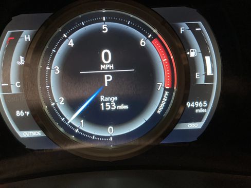 Used 2016 Lexus IS 200t w/ F Sport Package RWD image 26