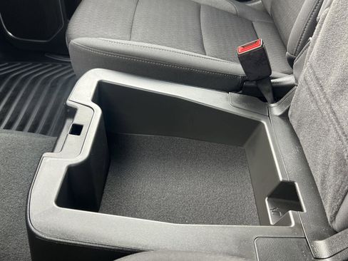 Used 2025 GMC Sierra 1500 Elevation image 30