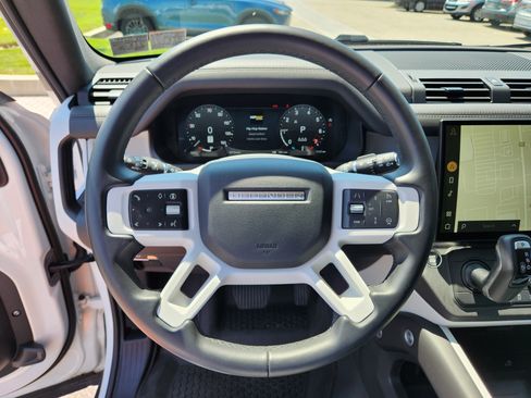 Used 2026 Land Rover Defender 110 S AWD/4WD image 18